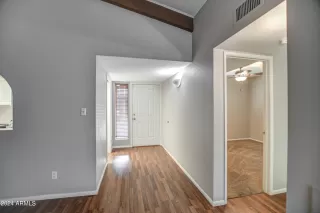 Photo #3: 6669939 Listing 