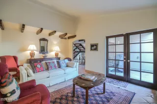 Photo #6: 6670053 Listing 