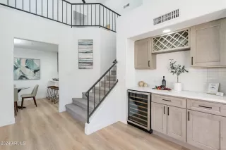 Photo #2: 6670056 Listing 