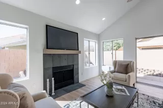 Photo #5: 6670056 Listing 