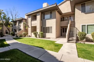 Photo #2: 6670133 Listing