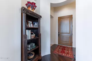 Photo #3: 6670136 Listing