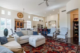 Photo #6: 6670136 Listing