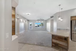 Photo #2: 6670256 Listing