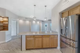 Photo #5: 6670256 Listing