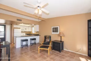 Photo #3: 6670433 Listing