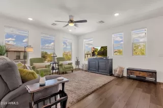 Photo #3: 6670465 Listing