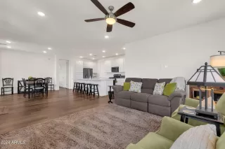 Photo #6: 6670465 Listing