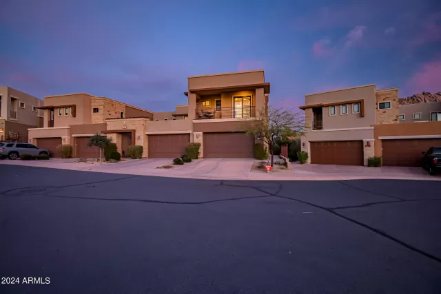 MLS: 6670745 Condo For Sale