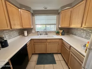 Photo #6: 6670930 Listing