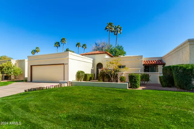 MLS: 6671132 Condo For Sale