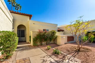 Photo #2: 6671132 Listing 