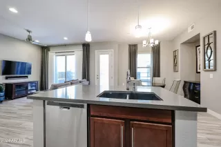 Photo #6: 6671255 Listing