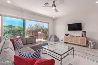 Photo #4: 6671283 Listing