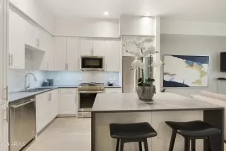 Photo #6: 6671291 Listing