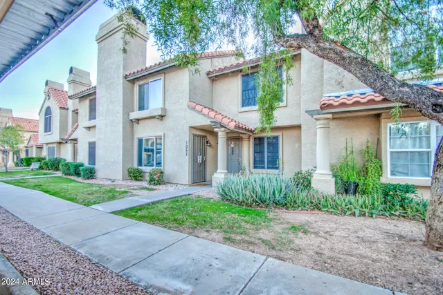 MLS: 6671495 Condo For Sale