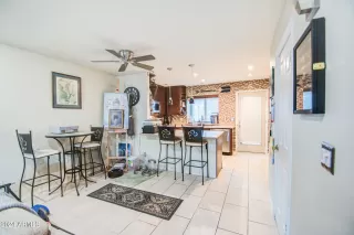 Photo #6: 6671495 Listing