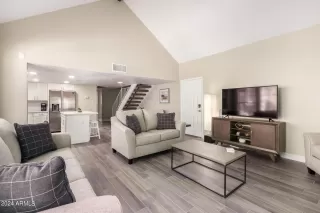 Photo #3: 6671640 Listing 