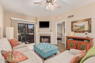 Photo #5: 6671665 Listing