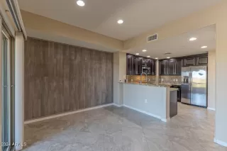 Photo #4: 6671733 Listing