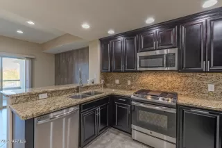 Photo #5: 6671733 Listing