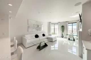 Photo #2: 6671878 Listing