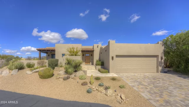 MLS: 6671919 Condo For Sale