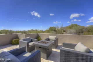 Photo #2: 6671919 Listing