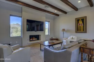 Photo #5: 6671919 Listing