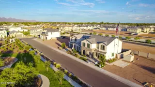 Photo #5: 6671948 Listing 