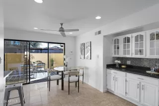 Photo #2: 6672498 Listing