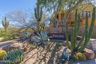 Photo #5: 6672557 Listing