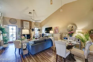 Photo #5: 6672673 Listing 