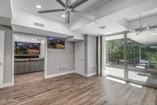 Photo #5: 6672817 Listing