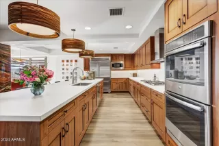 Photo #6: 6673036 Listing