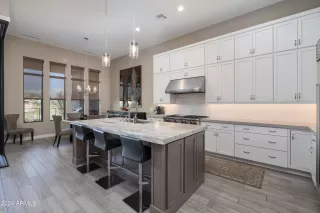 Photo #6: 6673067 Listing