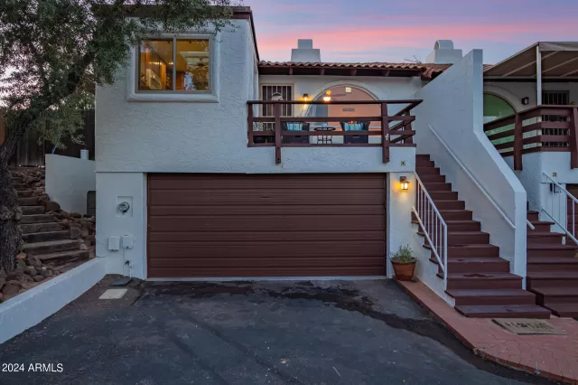 MLS: 6673103 Condo For Sale