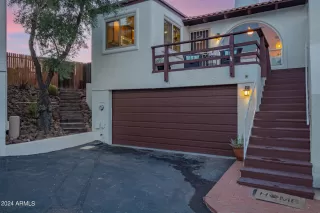 Photo #5: 6673103 Listing