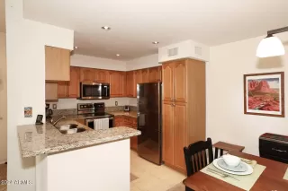 Photo #6: 6673600 Listing 