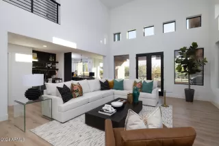 Photo #1: 6673841 Listing