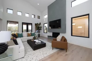 Photo #2: 6673841 Listing