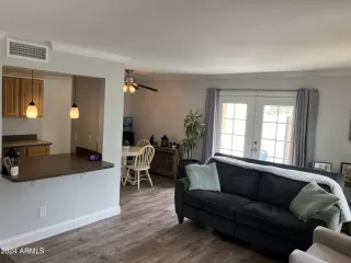 Photo #4: 6673879 Listing 