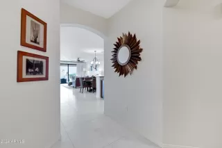 Photo #5: 6674018 Listing