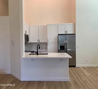 Photo #2: 6674048 Listing 