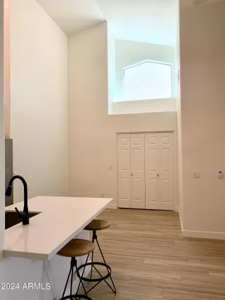 Photo #5: 6674048 Listing 