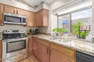 Photo #1: 6674204 Listing