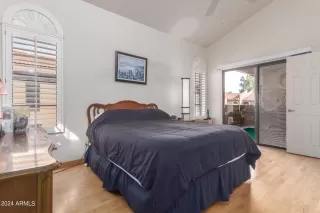 Photo #6: 6674204 Listing