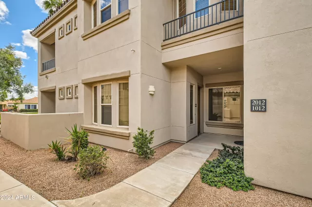 MLS: 6674213 Condo For Sale