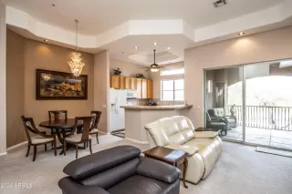 Photo #3: 6674350 Listing