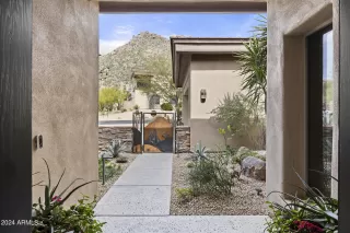 Photo #3: 6674528 Listing